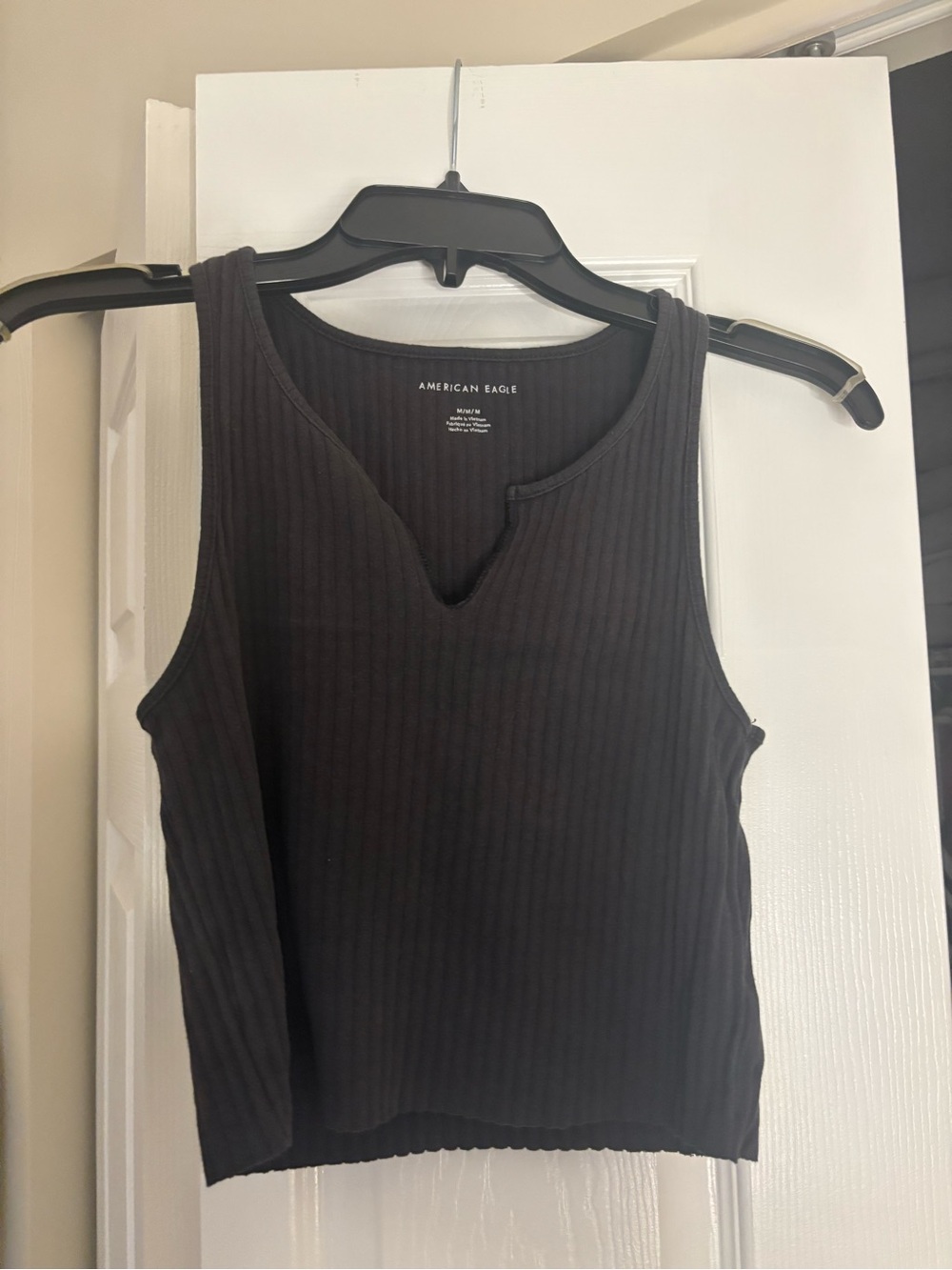 American Eagle Outfitters Black Ribbed Notch Tank Top